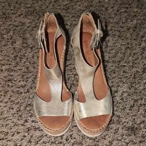 Gentle Souls Elyssa Easy T-Strap Wedge Sandal